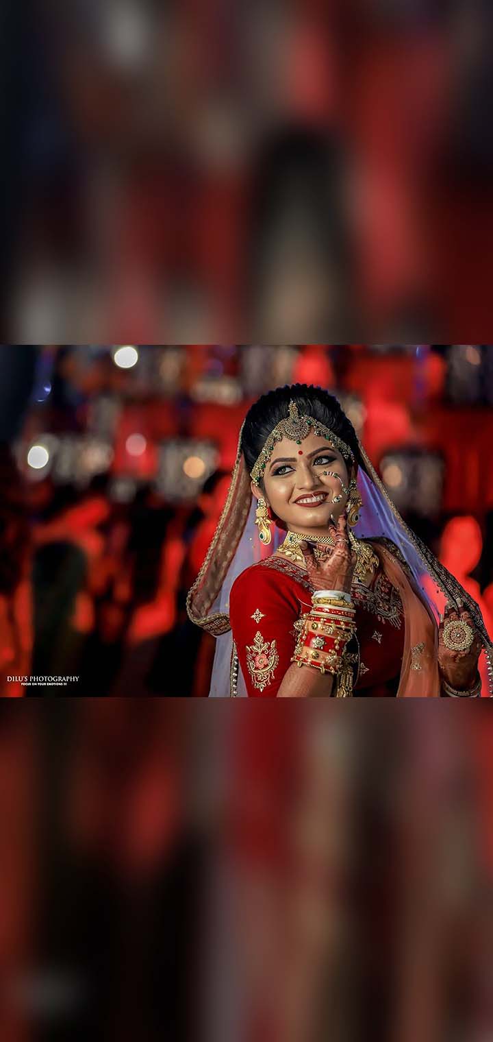 Dilus Photography Pose Image