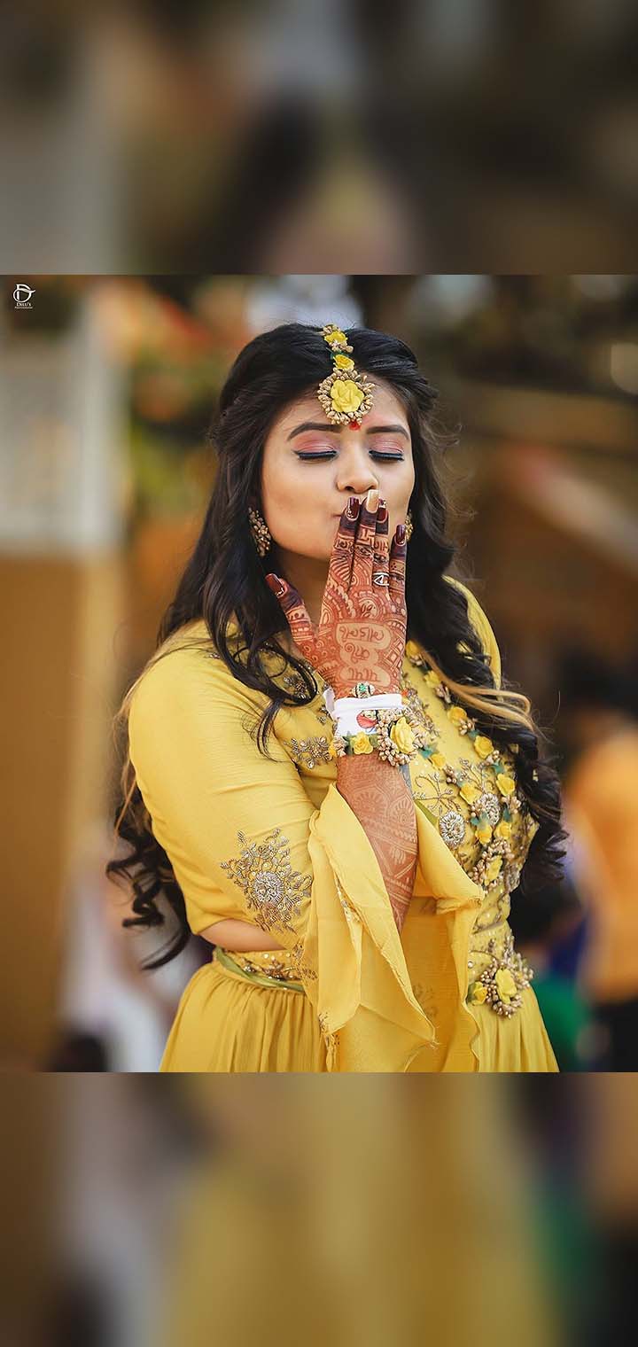 Dilus Photography Pose Image
