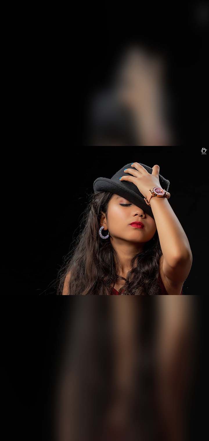 Dilus Photography Pose Image