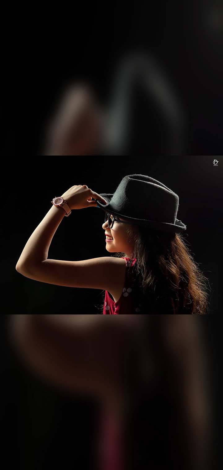 Dilus Photography Pose Image
