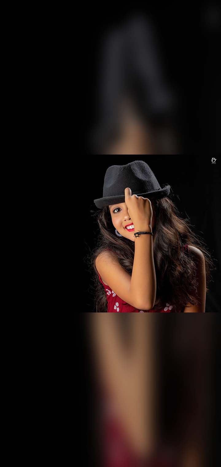 Dilus Photography Pose Image