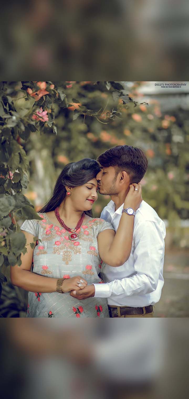 Dilus Photography Pose Image
