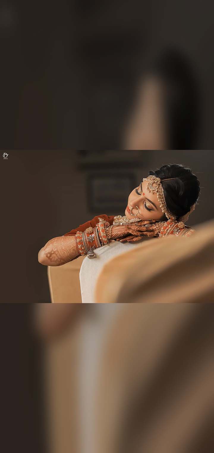 Dilus Photography Pose Image
