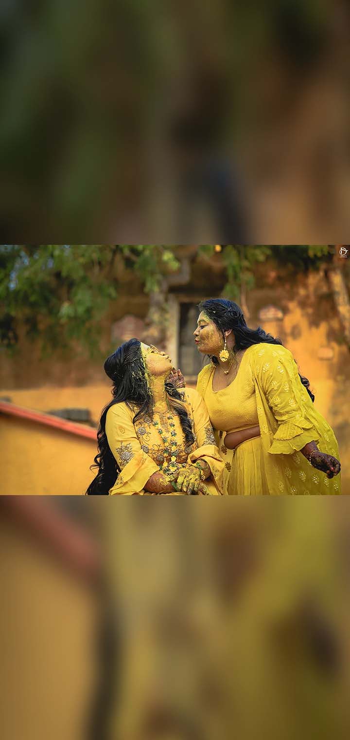 Dilus Photography Pose Image