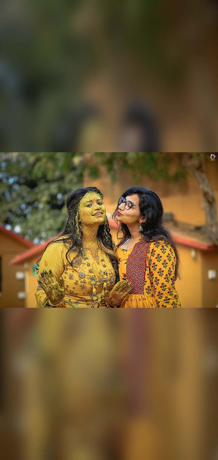 Dilus Photography Pose Image