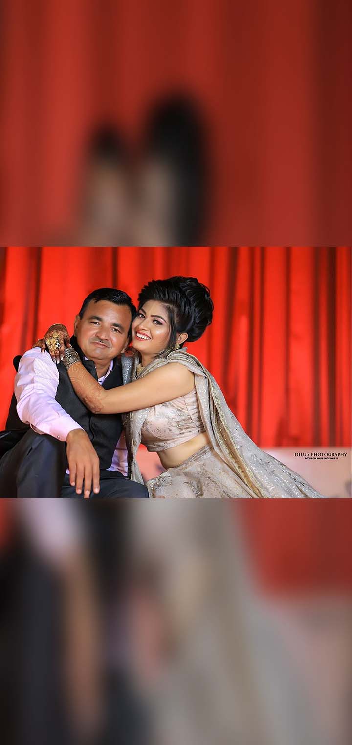 Dilus Photography Pose Image
