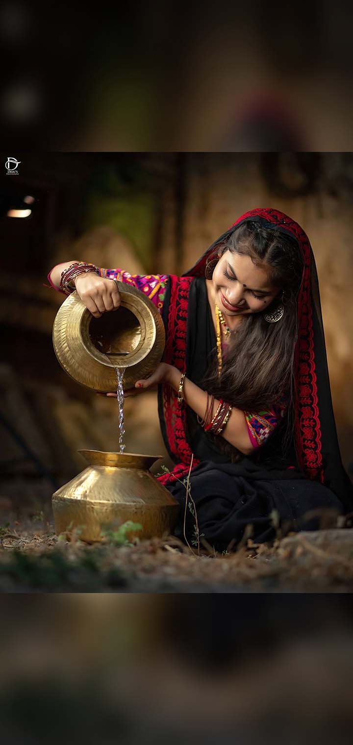 Dilus Photography Pose Image