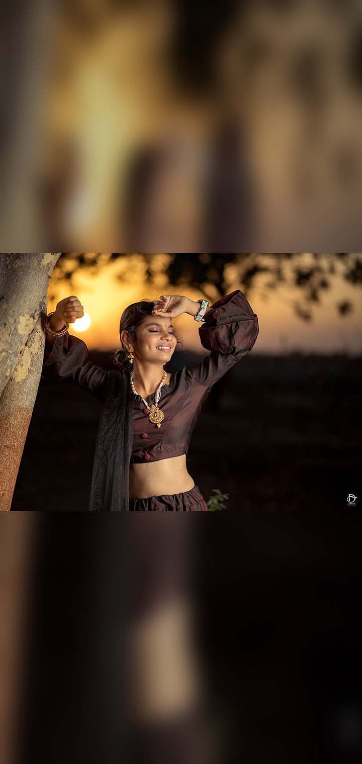 Dilus Photography Pose Image