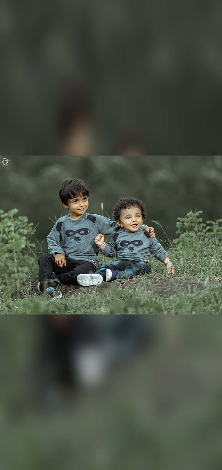 Dilus Photography Pose Image