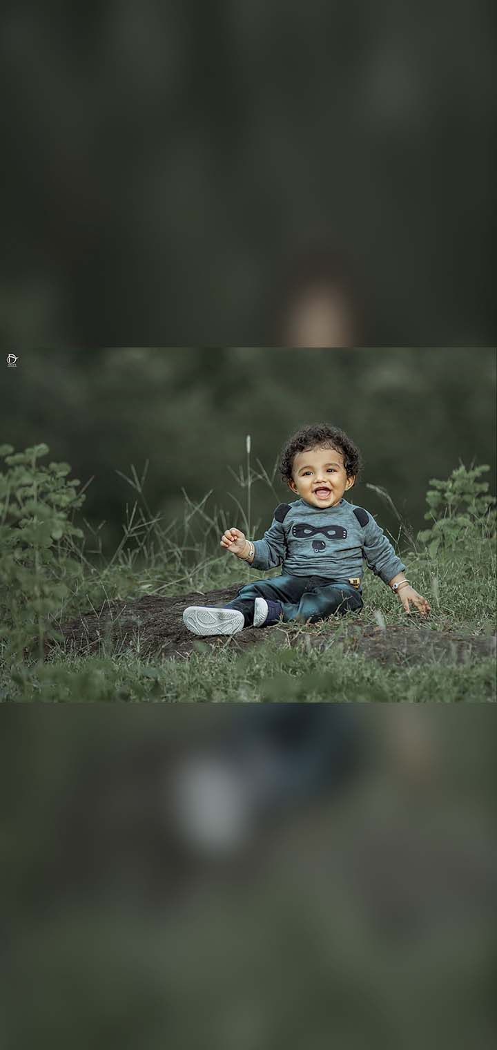 Dilus Photography Pose Image