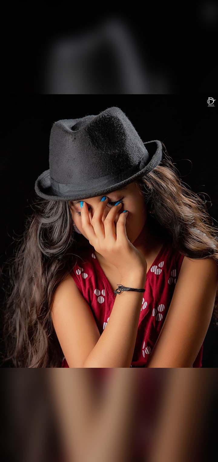 Dilus Photography Pose Image