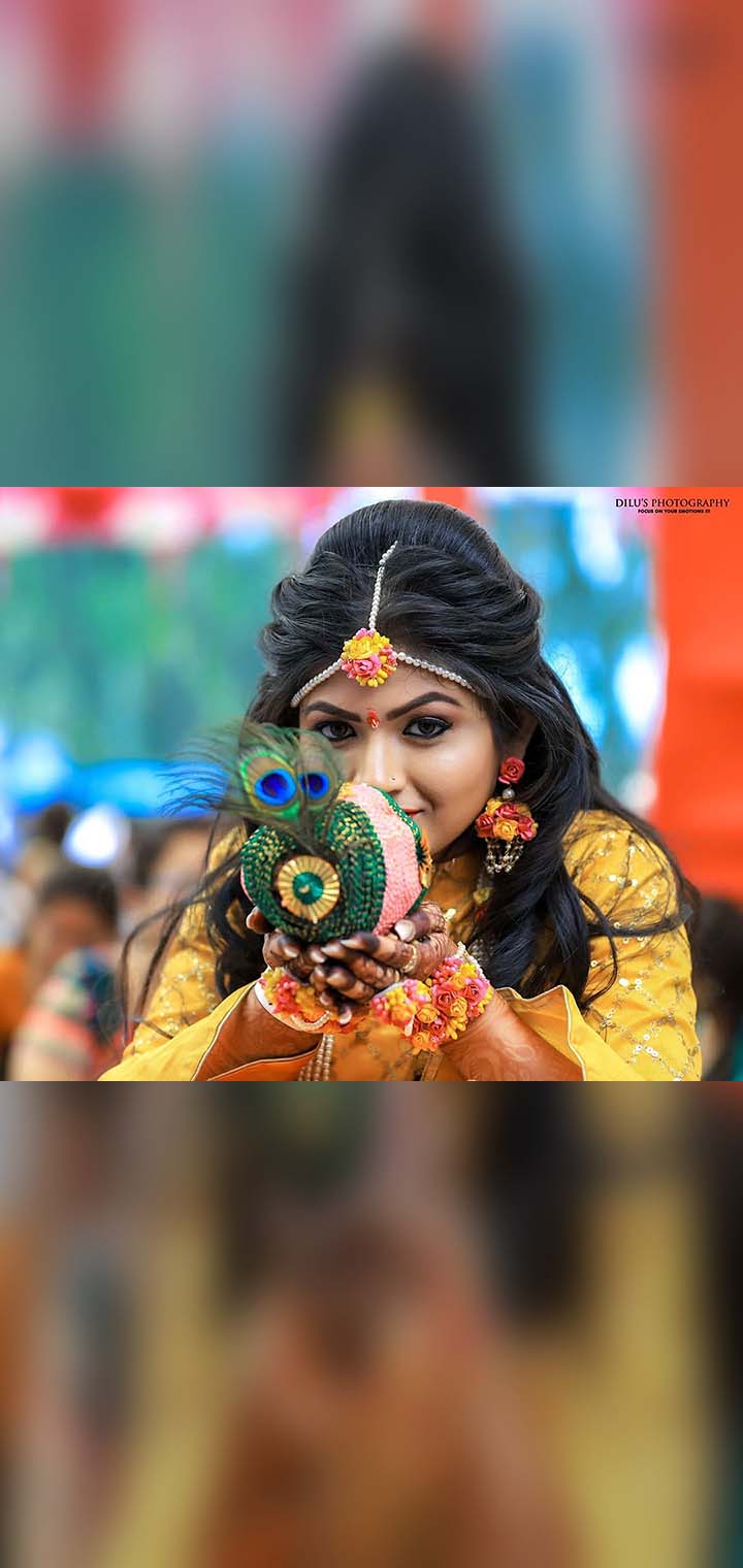 Dilus Photography Pose Image