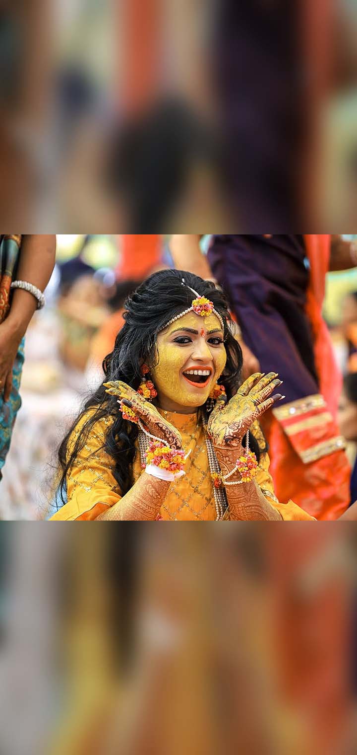 Dilus Photography Pose Image