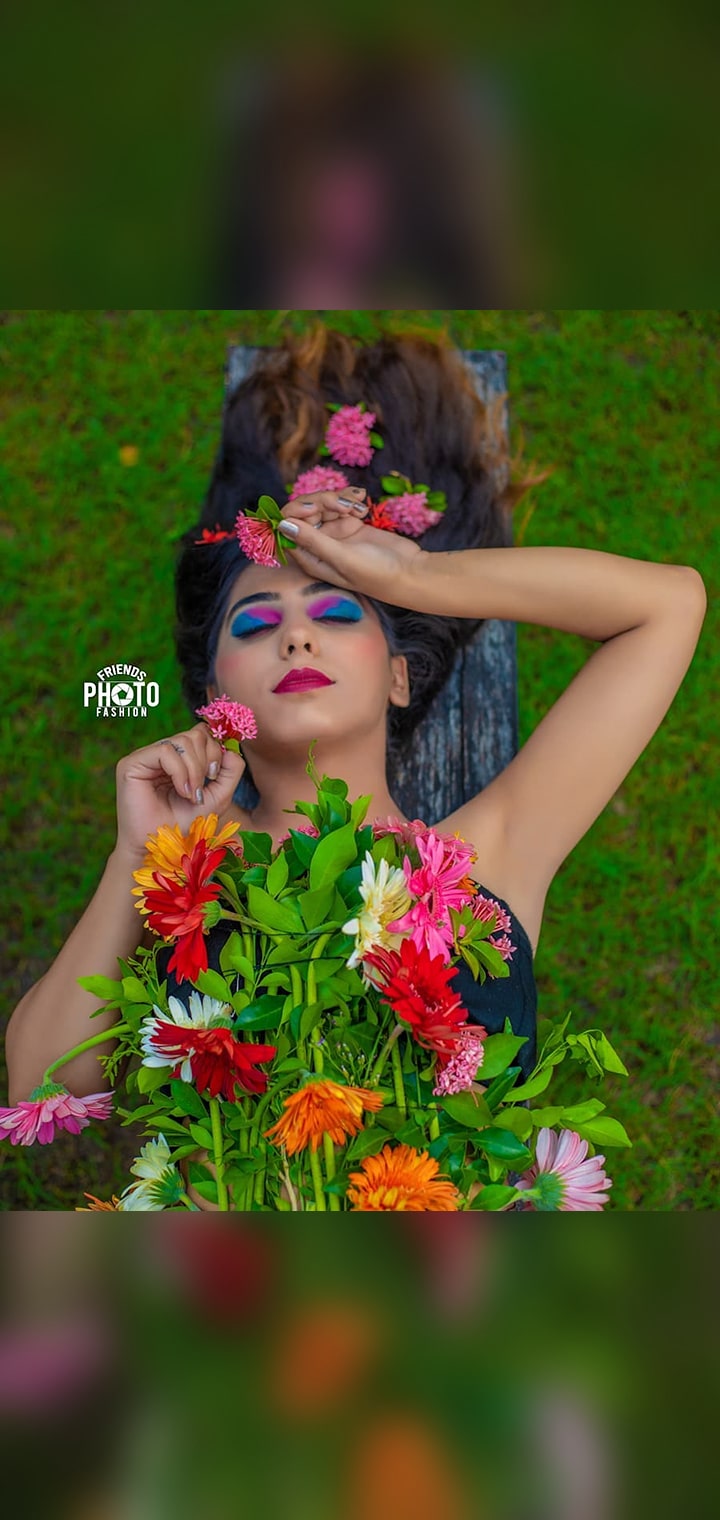friends photo fashion Pose Image