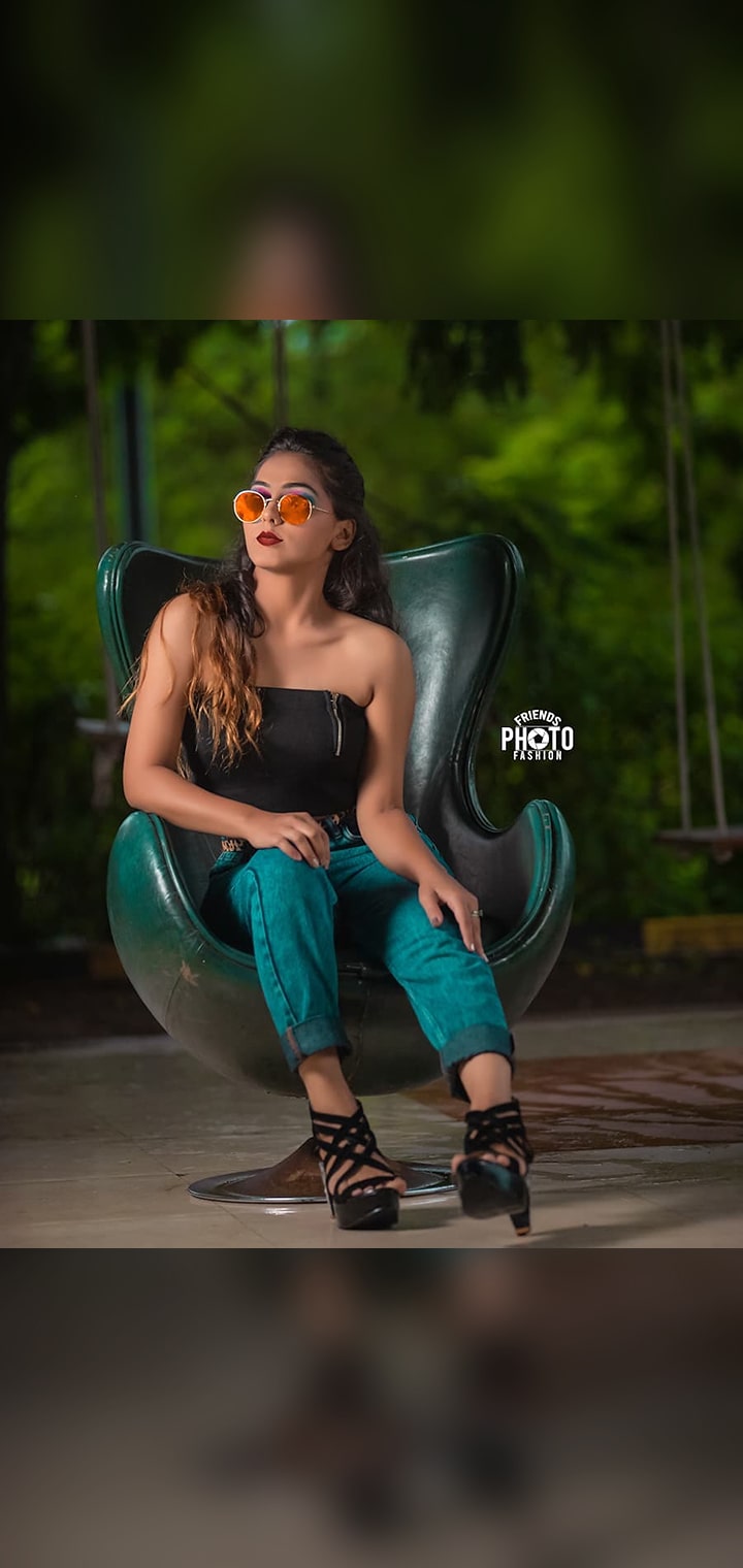 friends photo fashion Pose Image