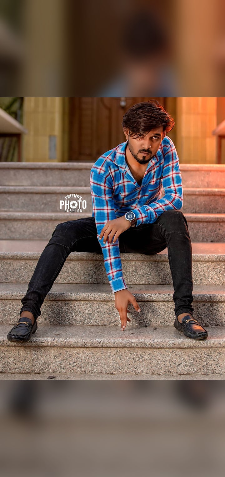 friends photo fashion Pose Image