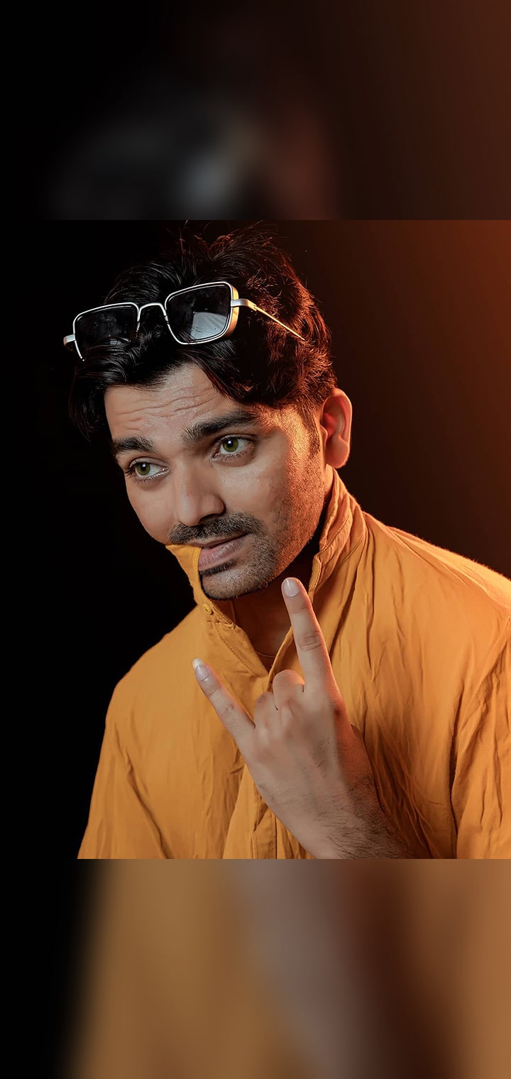 friends photo fashion Pose Image