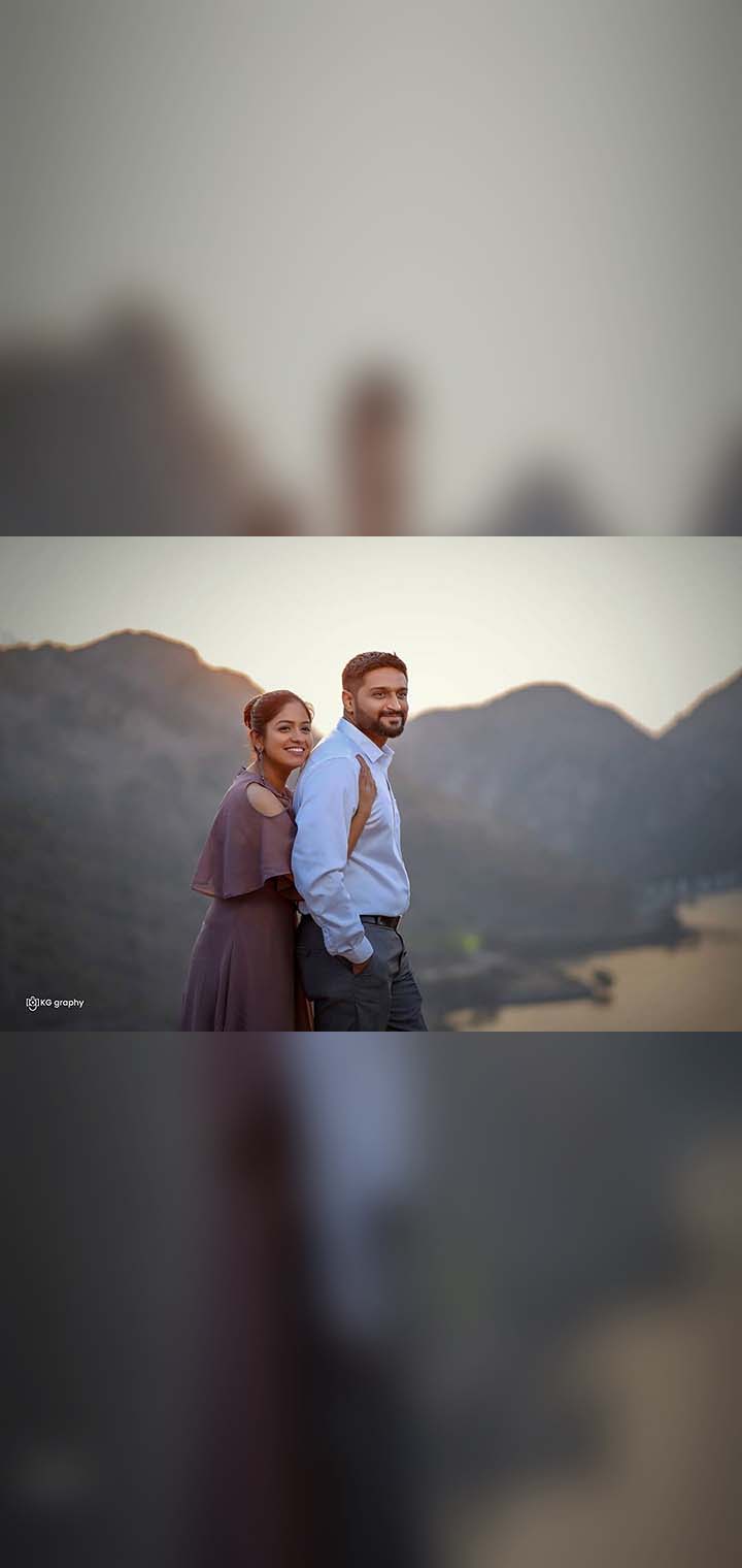 KG graphy Pose Image