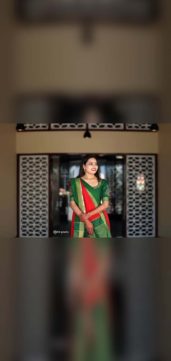 KG graphy Pose Image