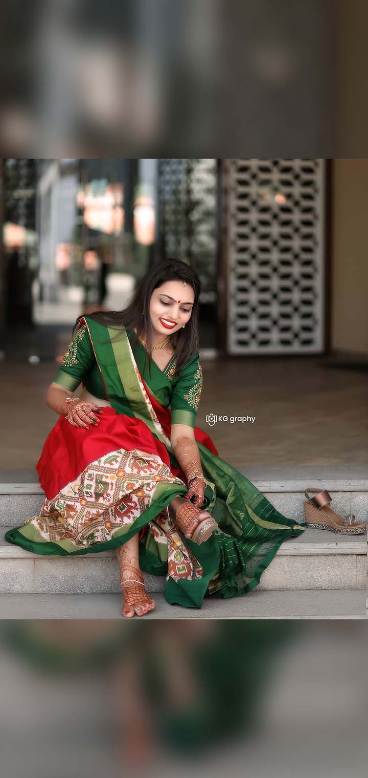 KG graphy Pose Image