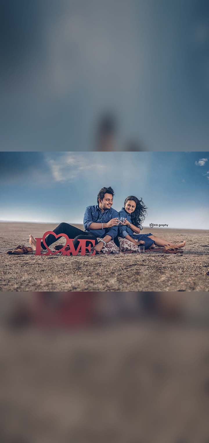 KG graphy Pose Image