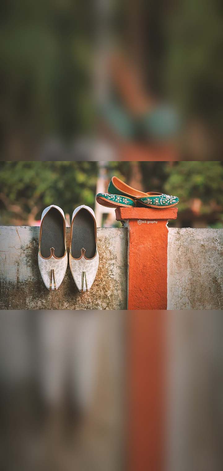 KG graphy Pose Image