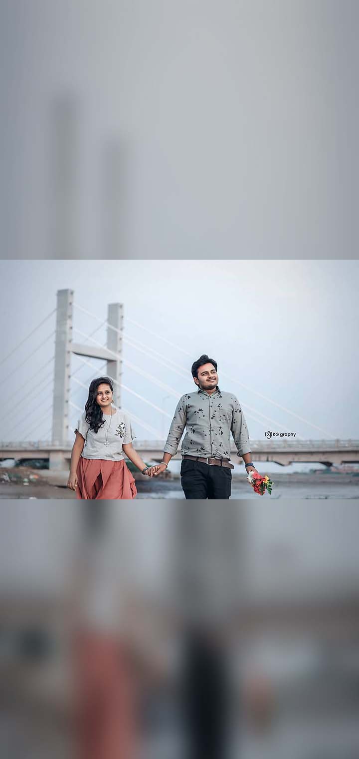 KG graphy Pose Image