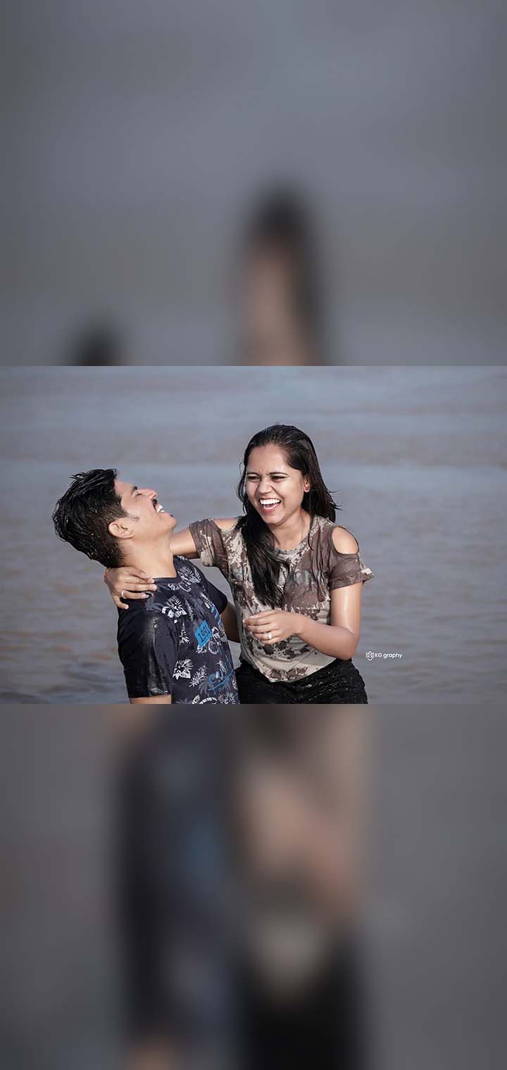 KG graphy Pose Image