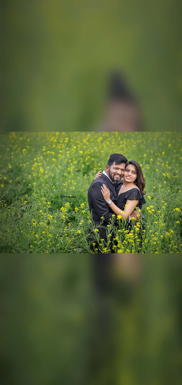 KG graphy Pose Image