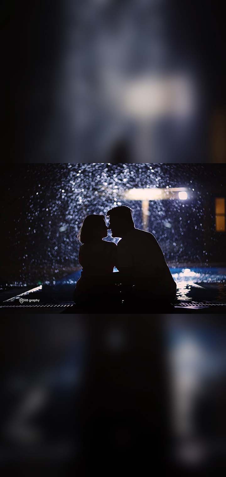 KG graphy Pose Image