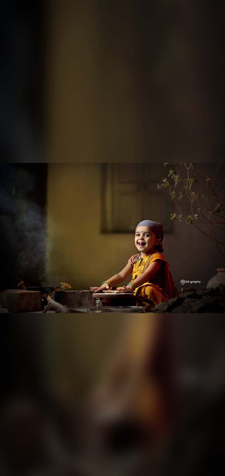 KG graphy Pose Image