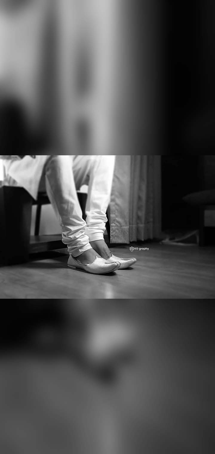 KG graphy Pose Image