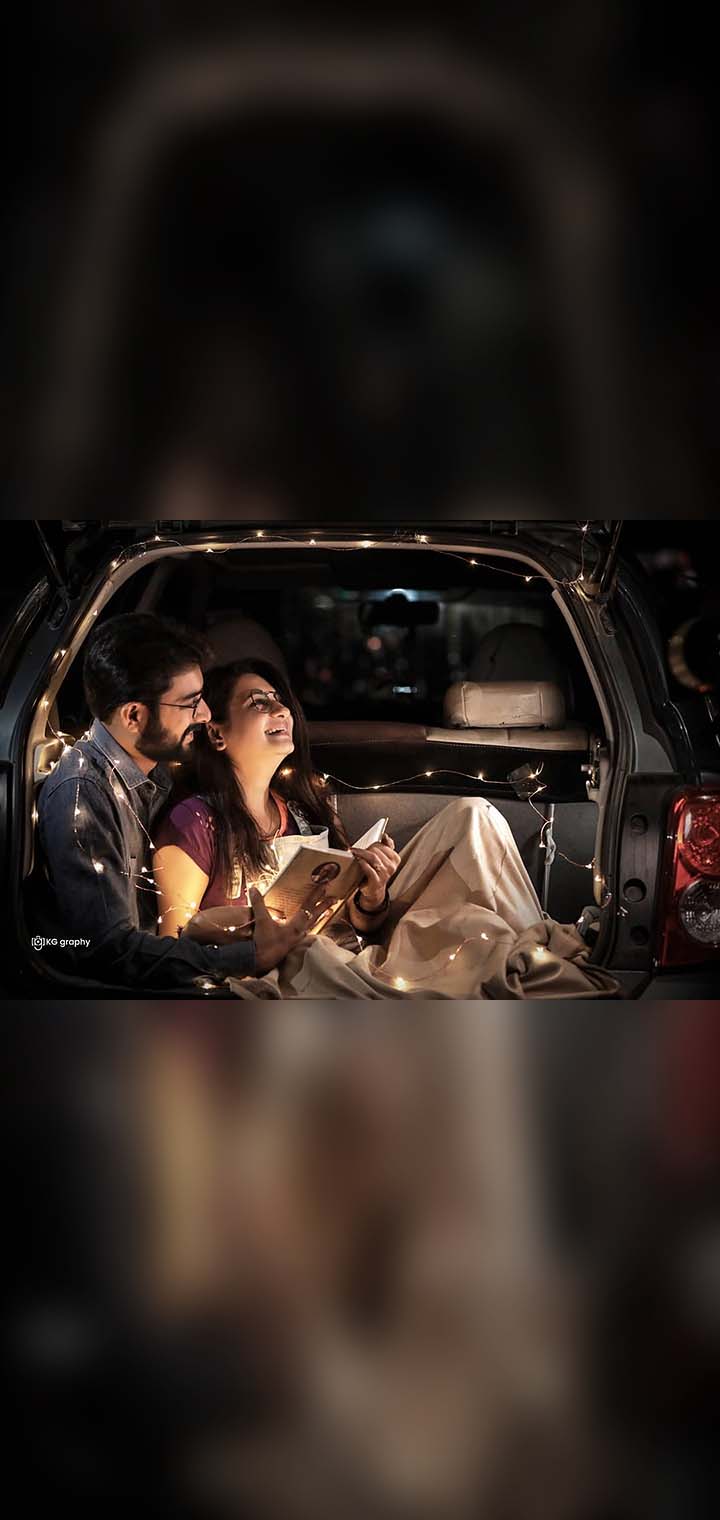 KG graphy Pose Image