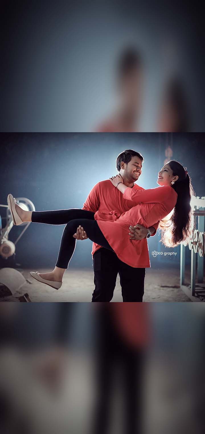 KG graphy Pose Image