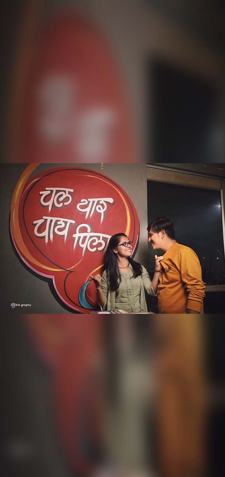 KG graphy Pose Image