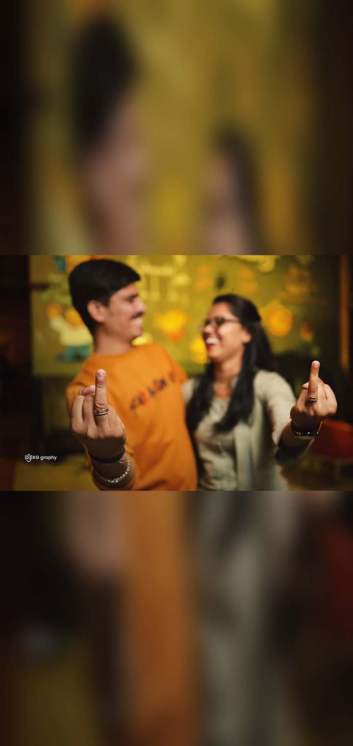 KG graphy Pose Image