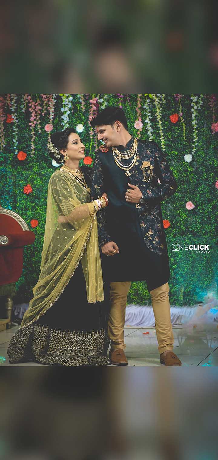 One Click Studio Pose Image