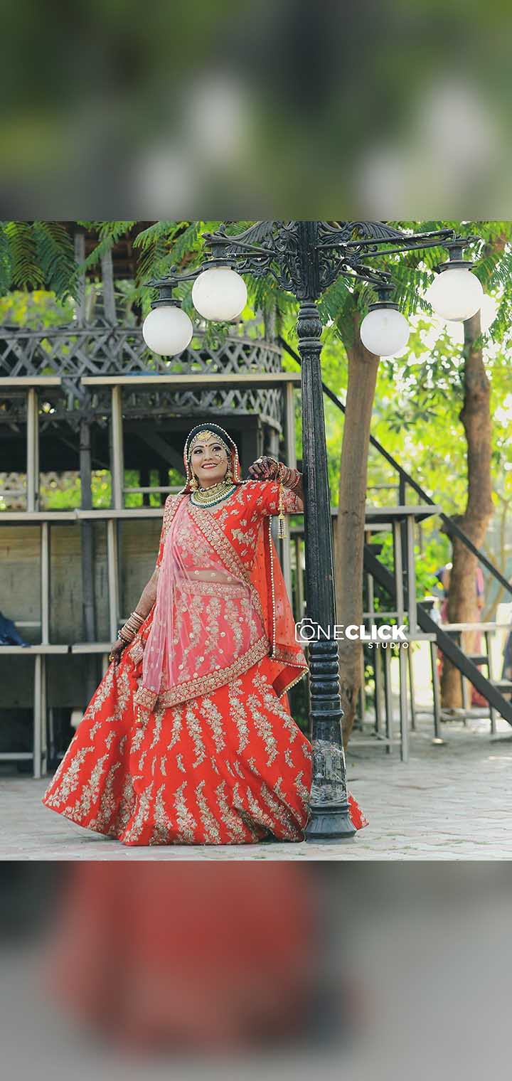 One Click Studio Pose Image