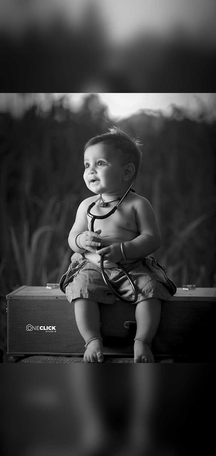One Click Studio Pose Image