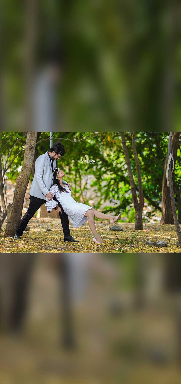 One Click Studio Pose Image