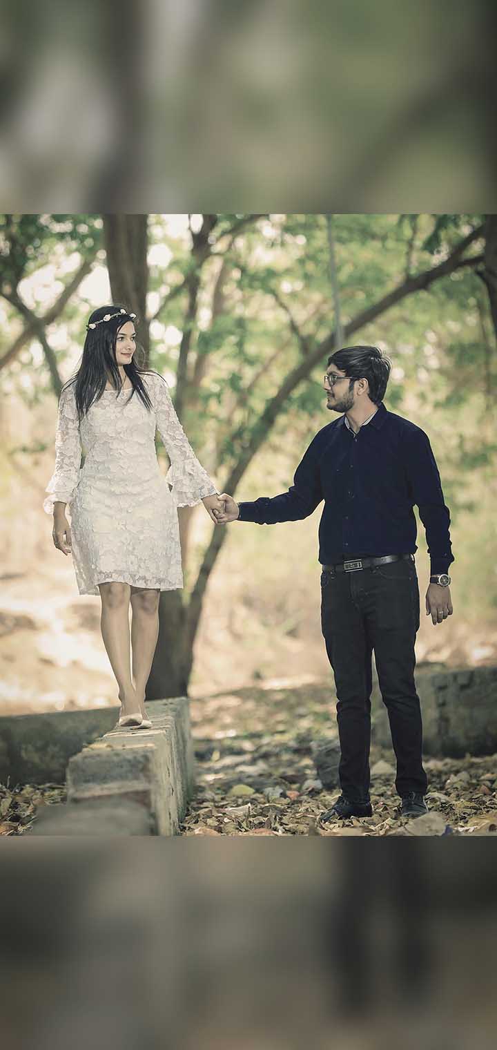 One Click Studio Pose Image