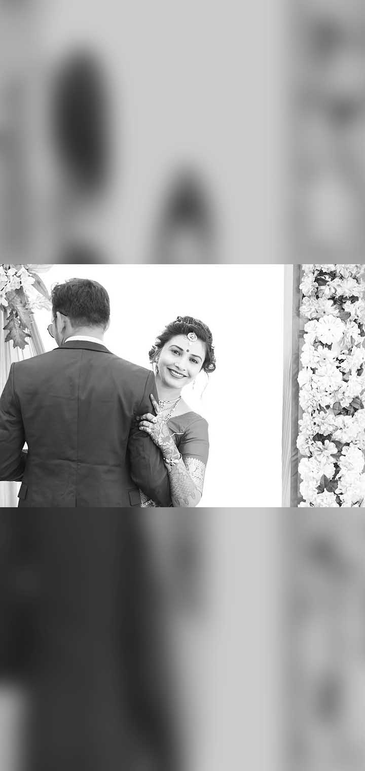 One Click Studio Pose Image