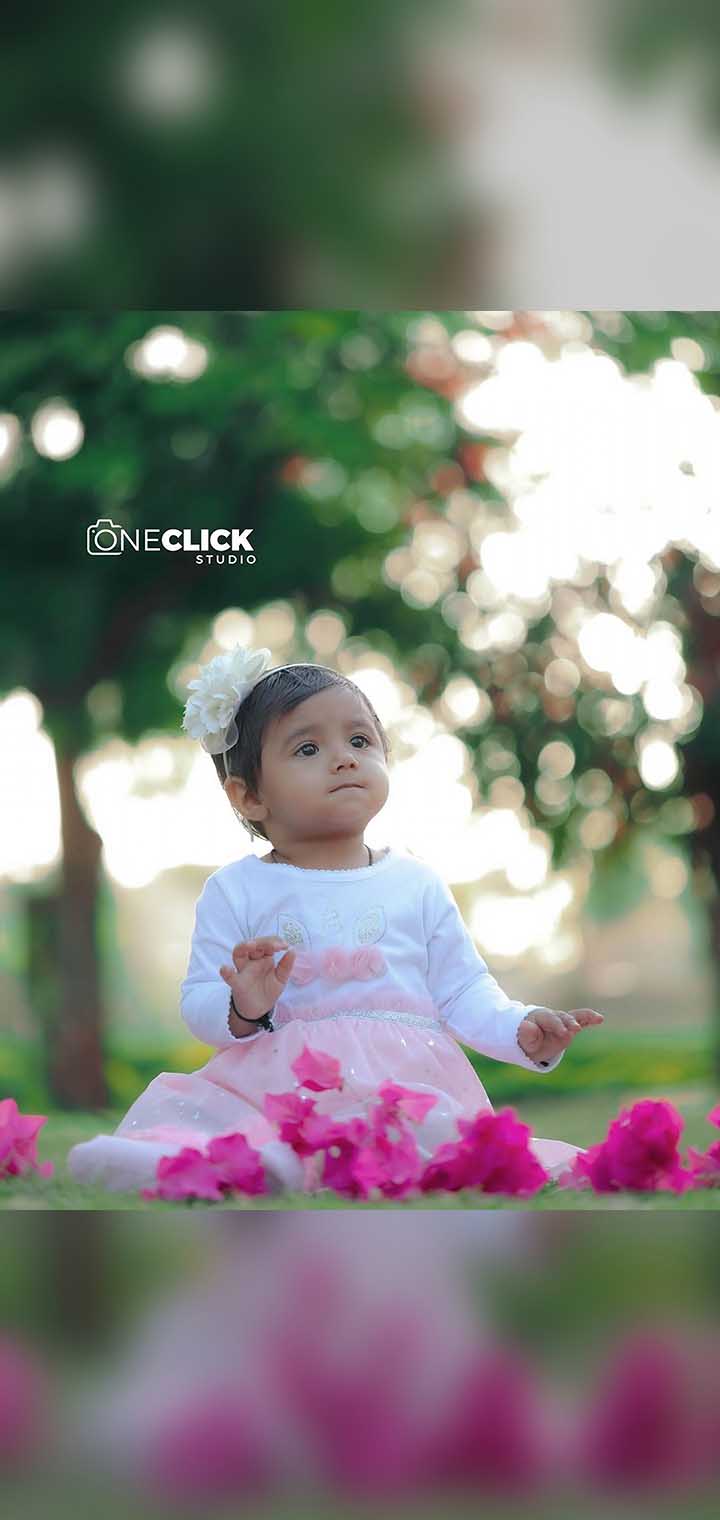 One Click Studio Pose Image