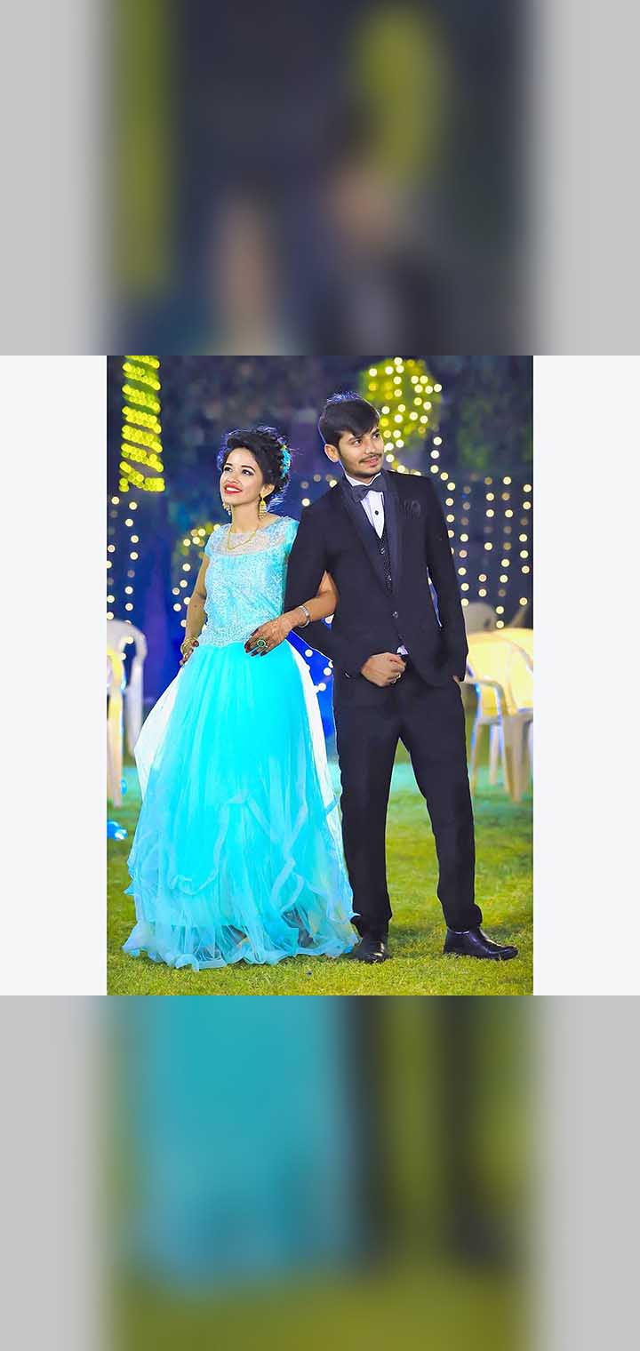 One Click Studio Pose Image