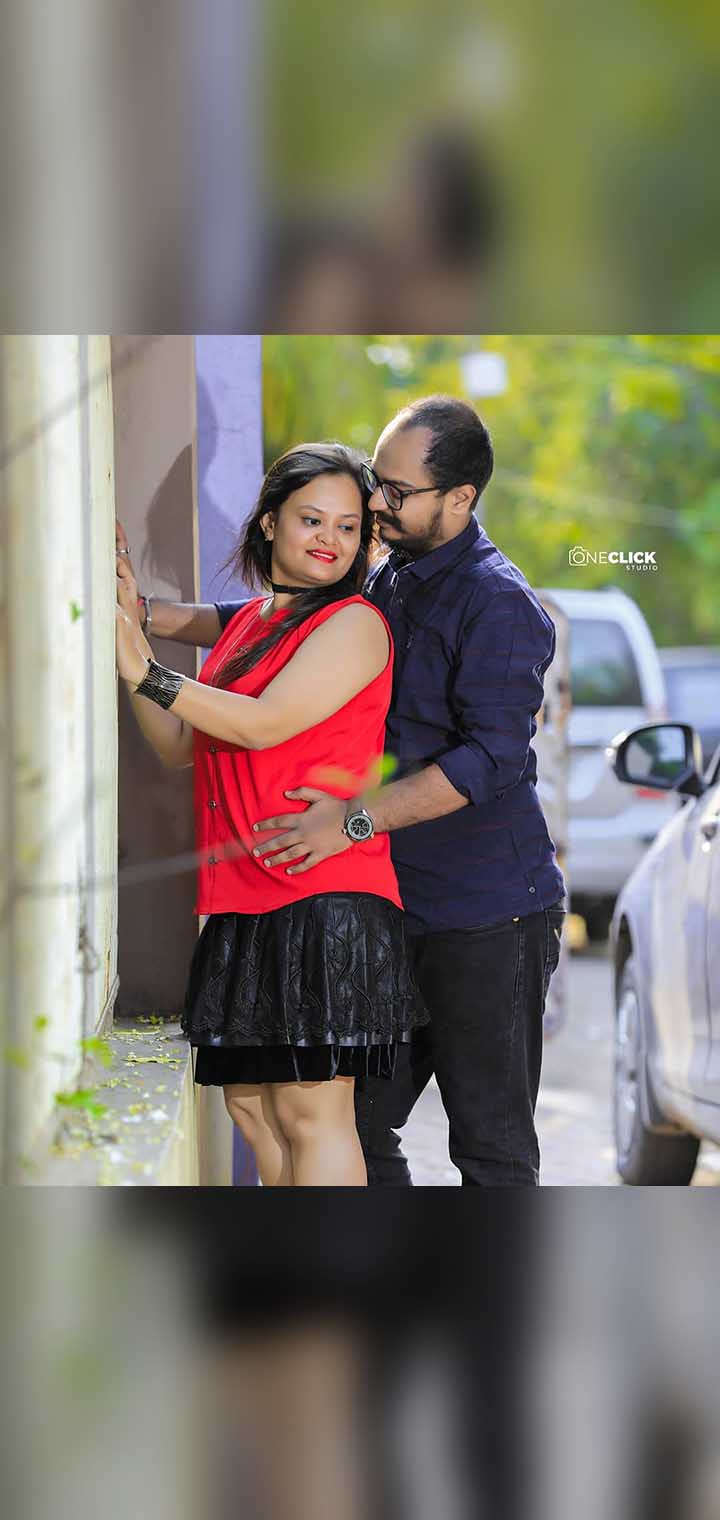 One Click Studio Pose Image