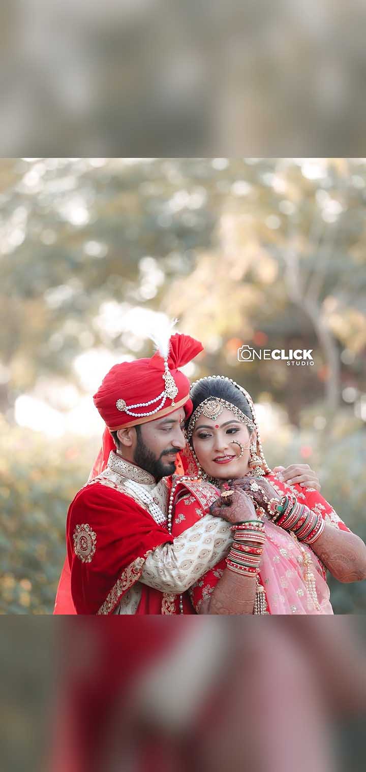 One Click Studio Pose Image