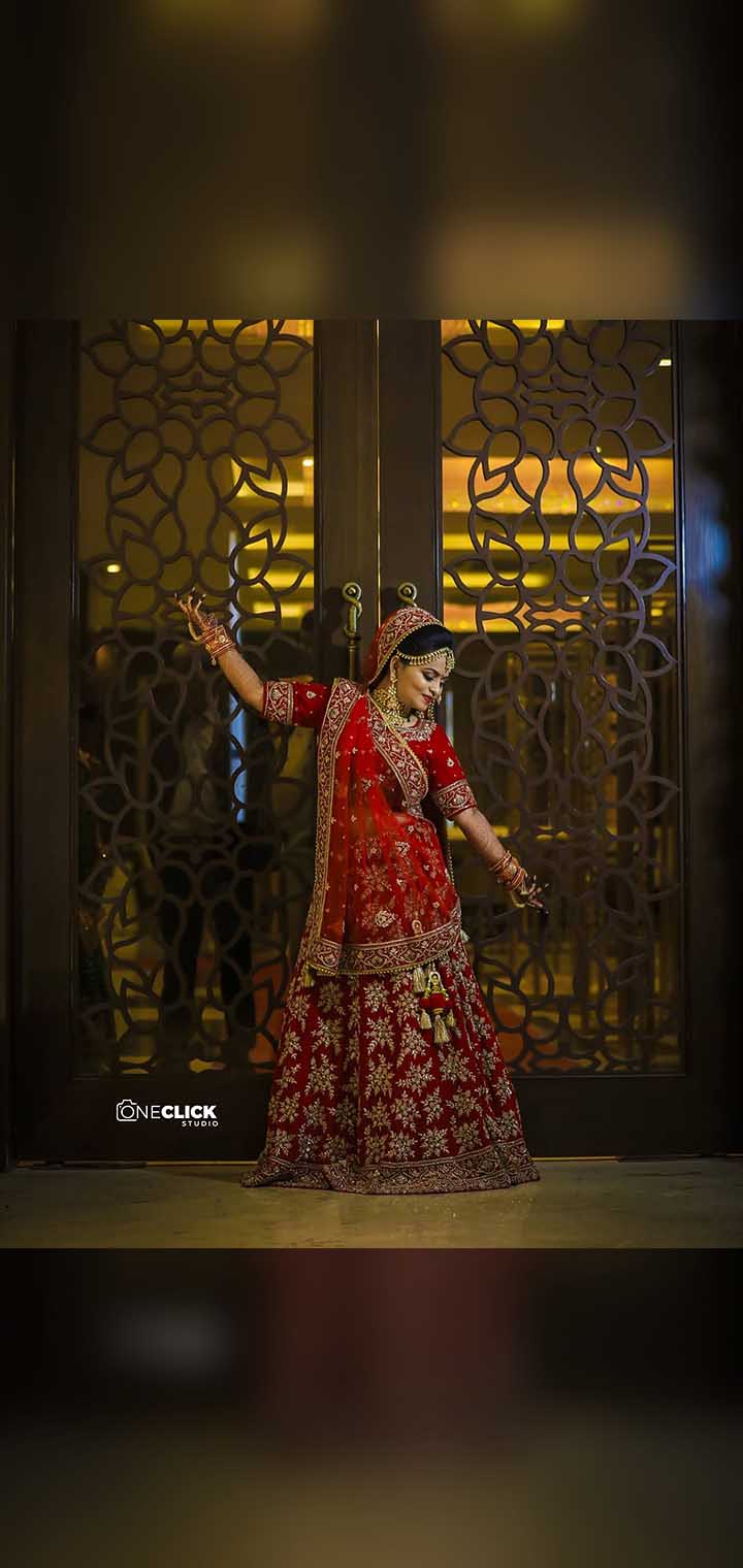 One Click Studio Pose Image