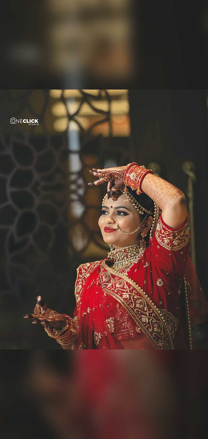 One Click Studio Pose Image