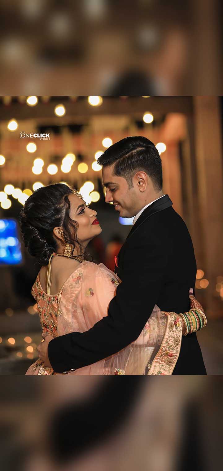 One Click Studio Pose Image