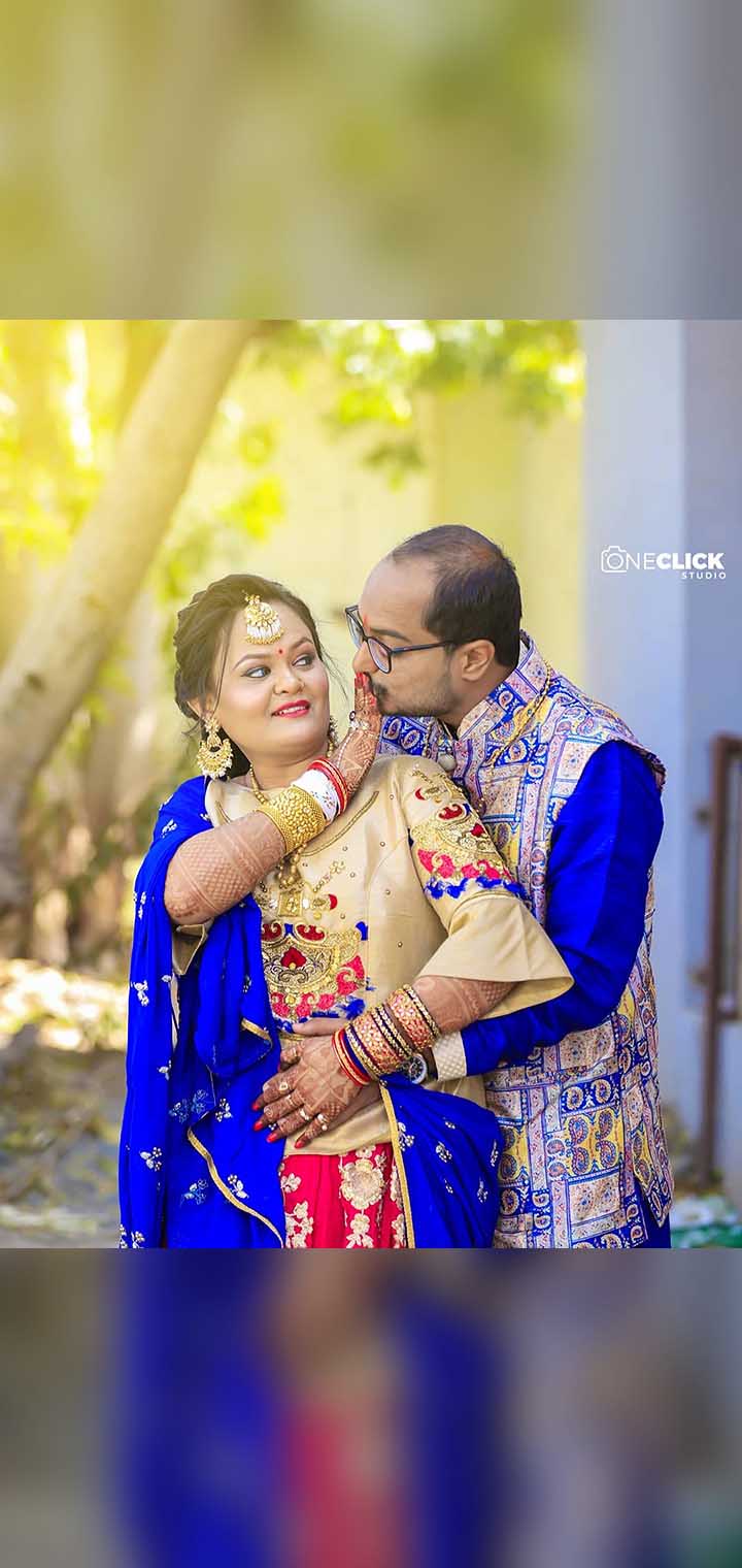 One Click Studio Pose Image